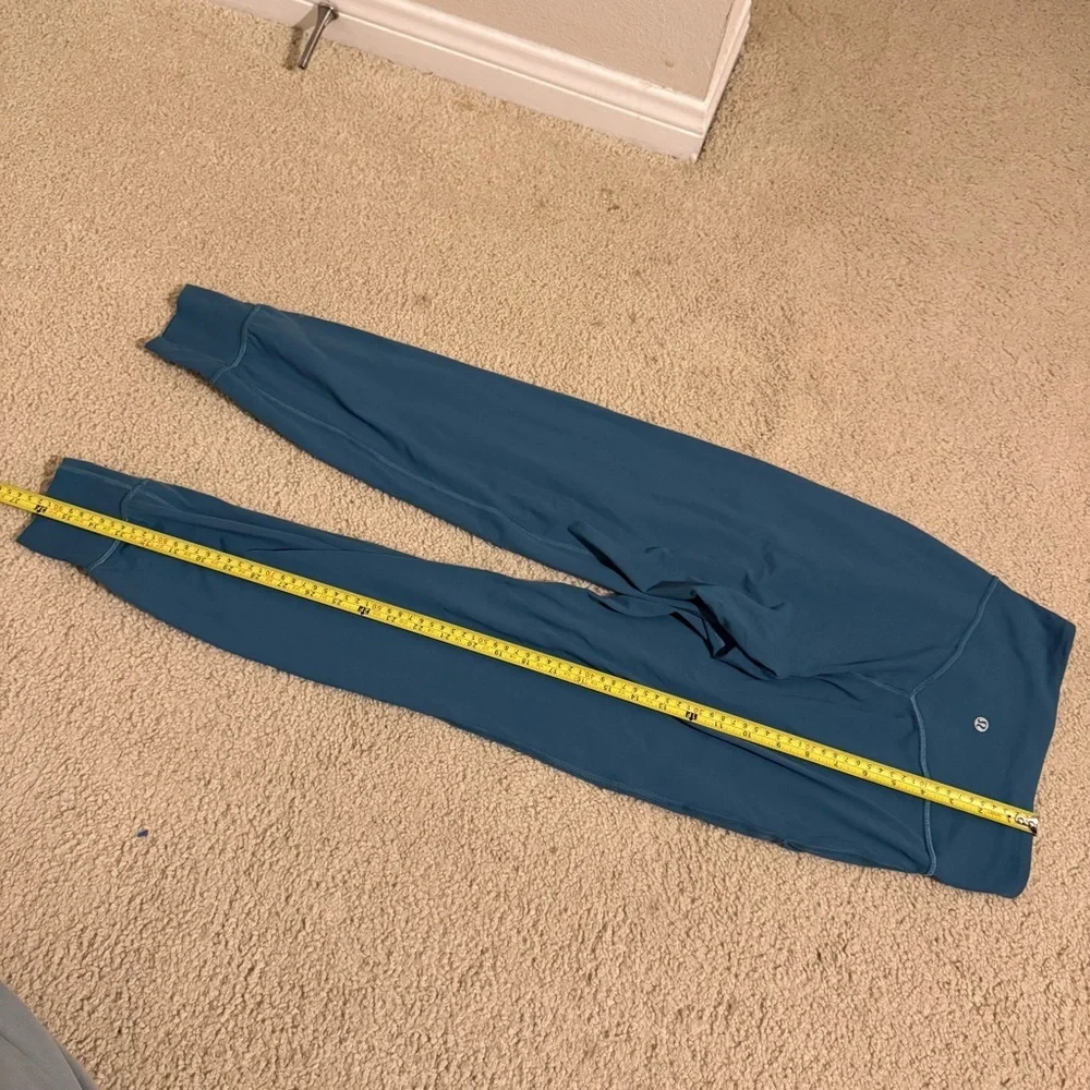 lululemon athletica Align Jogger - Picture 4 of 12